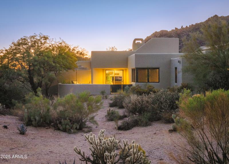 Listings_2014_SmoketreeDr_Images-4