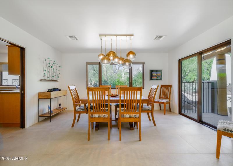 Listings_2014_SmoketreeDr_Images-23