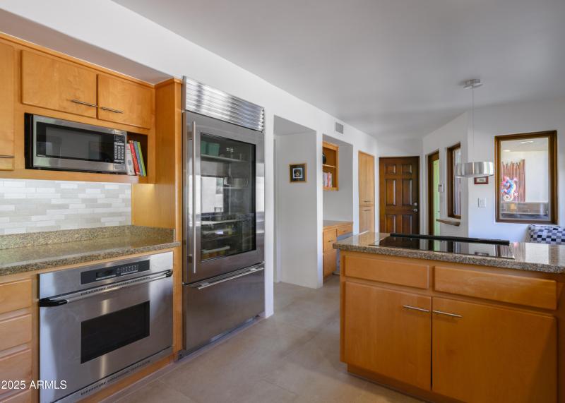 Listings_2014_SmoketreeDr_Images-27