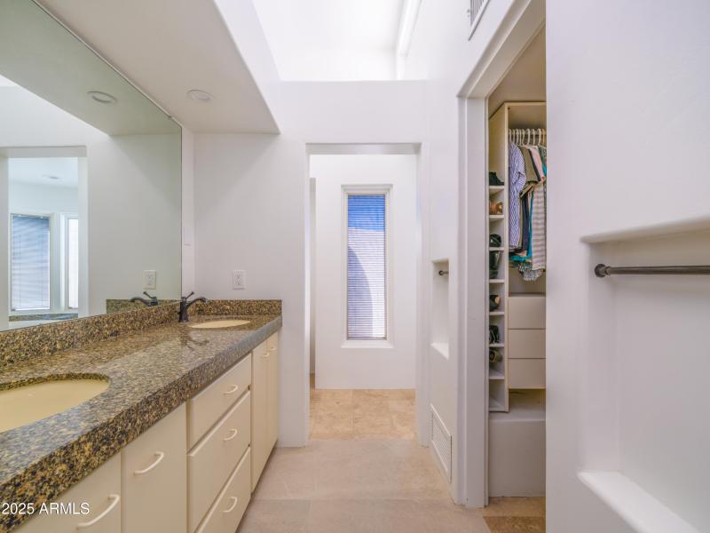 Listings_2014_SmoketreeDr_Images-48