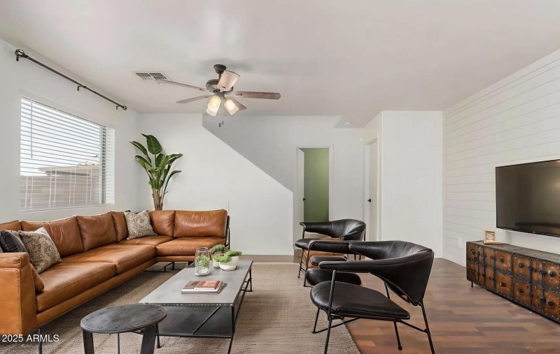 Open living space staged