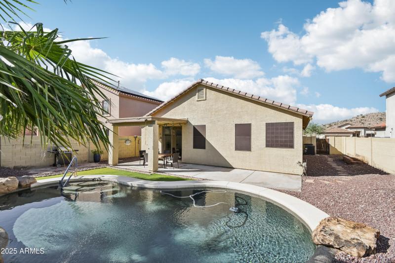 13-print-W Cardinal Dr-S1610-1-010