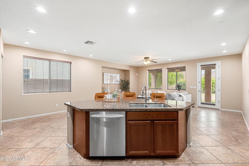 3693 E Sparrow Pl - 13