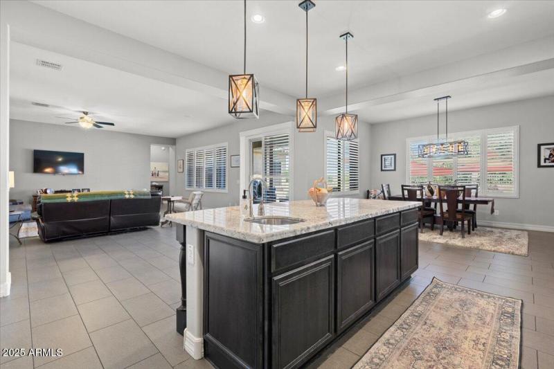 19-Palm St Mesa Photo_18