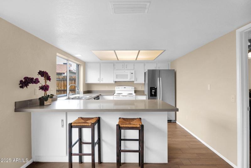 y24-web-or-mls-P1326914