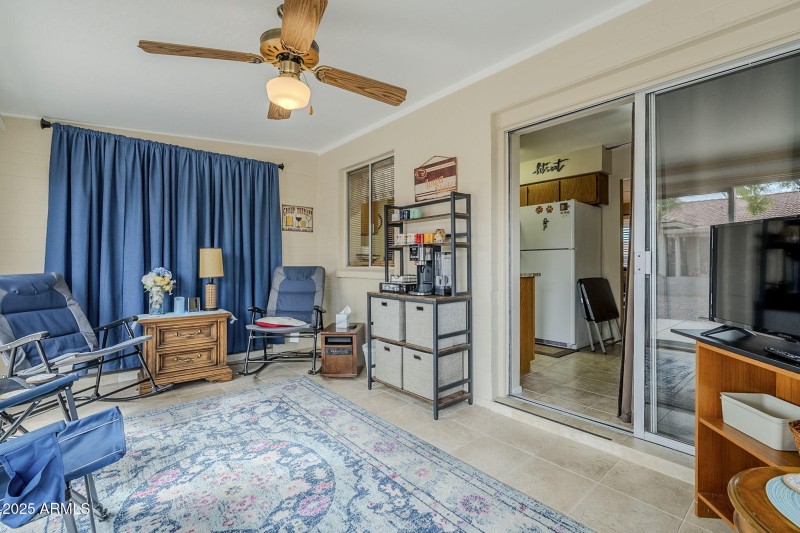 Great room to have coffee in