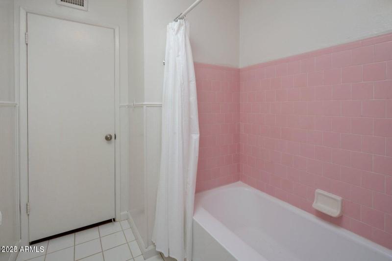 Lawrence hall bath 1