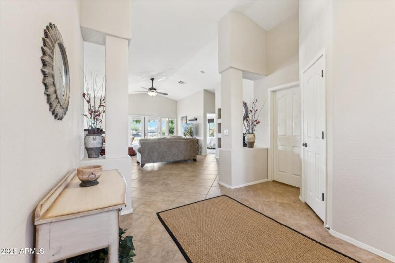 Entry to Livingroom 2