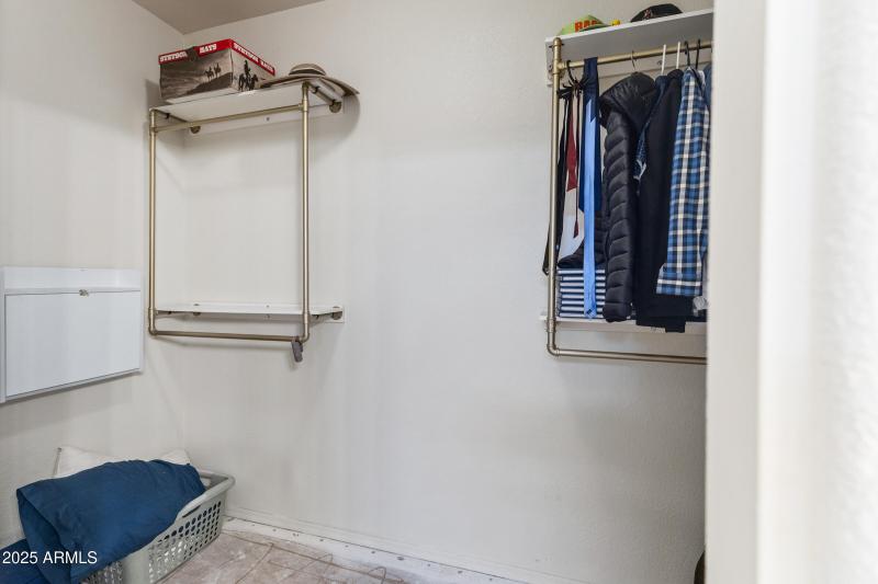 1140 S Rockwell St-24