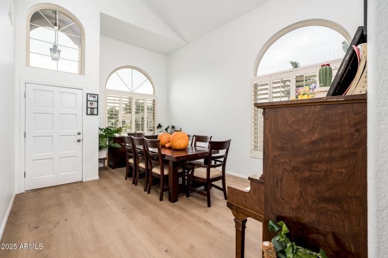 1648 E Palomino Dr - MLS-6