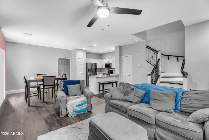 15-web-or-mls-11-web-or-mls-73rd Ave-9