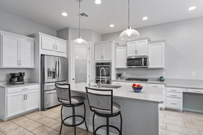 42211 W Cribbage Rd-11