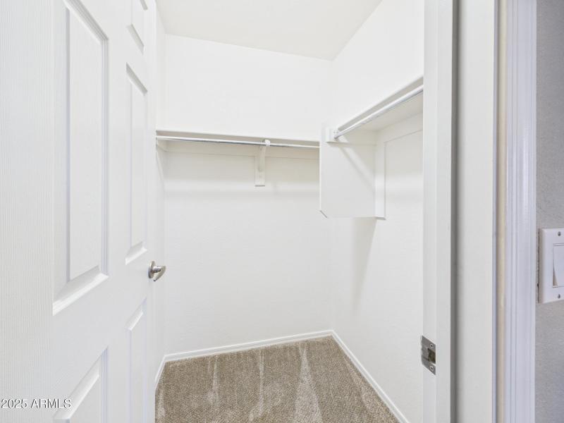 Kids bedrooms have walk in closets