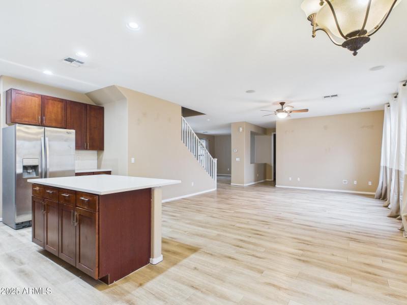 Eat in Kitchen space