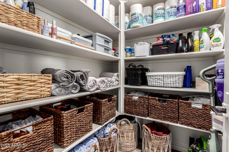 Walk in Pantry