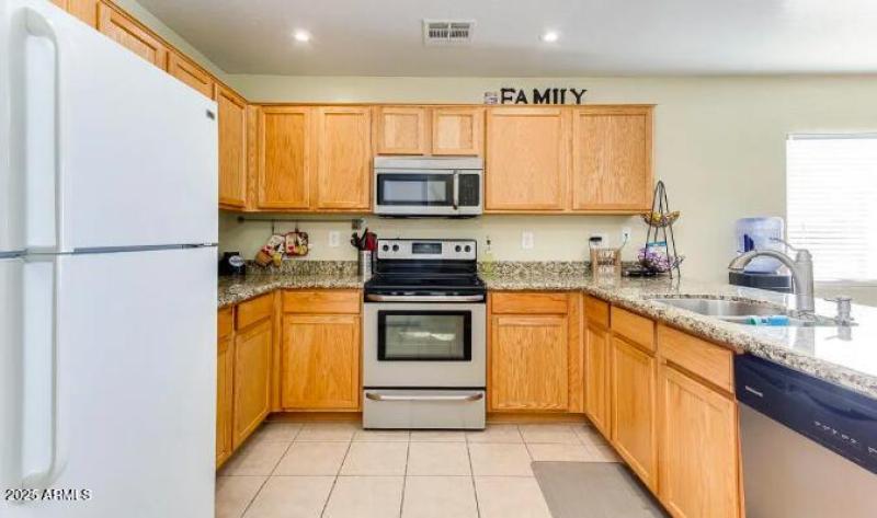 Screen Shot 2025-10-17 at 1.11.44 AM