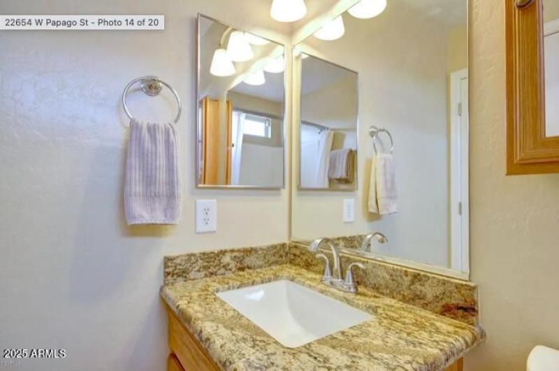 Screen Shot 2025-10-17 at 1.17.35 AM