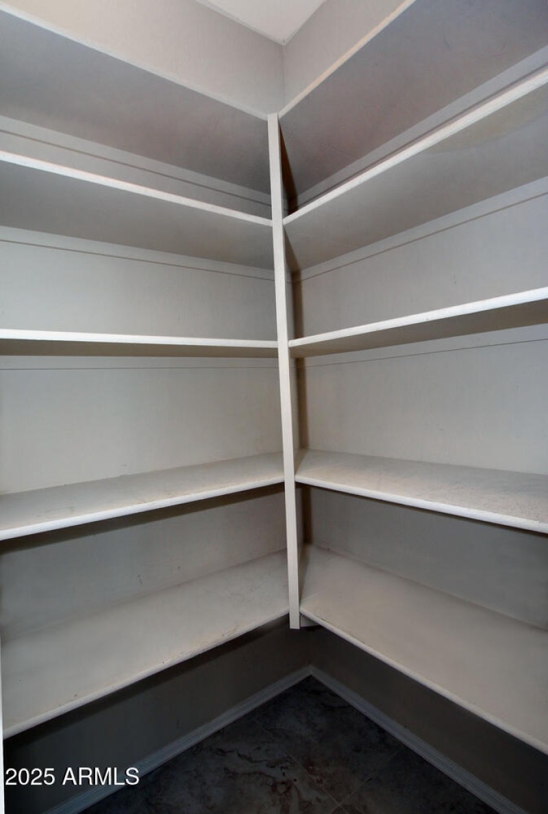 5814 W Cactus Wren Way-large-013-027-Lar