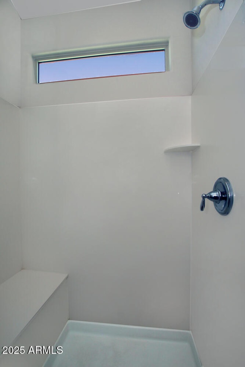 5814 W Cactus Wren Way-large-020-018-Pri