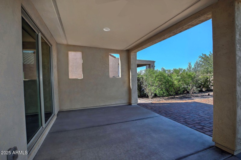 5814 W Cactus Wren Way-large-029-012-Pri