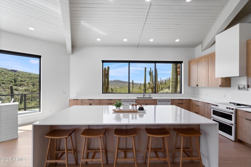 27-Kitchen