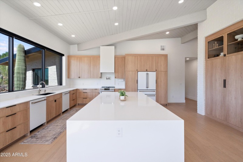 34-Kitchen