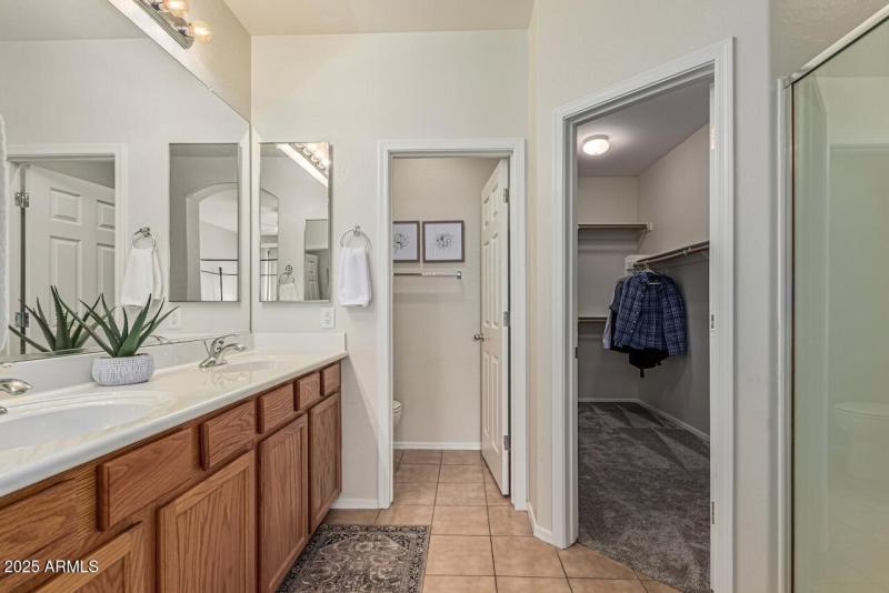 18-Master Bath & Closet