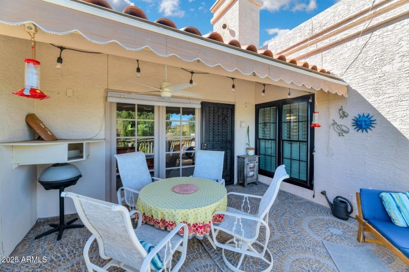 7800 E Lincoln Dr-large-021-025-TOD9807-