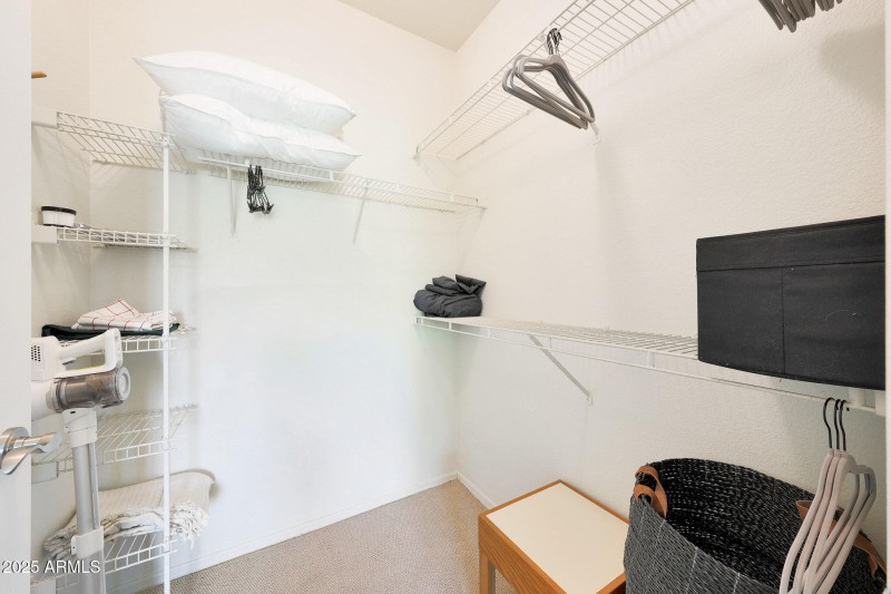 Walk-in Closet