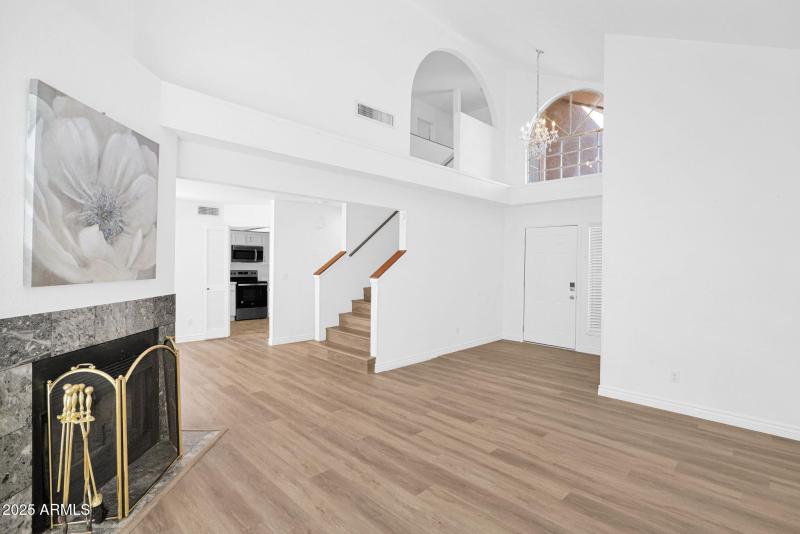 7-web-or-mls-P1337411