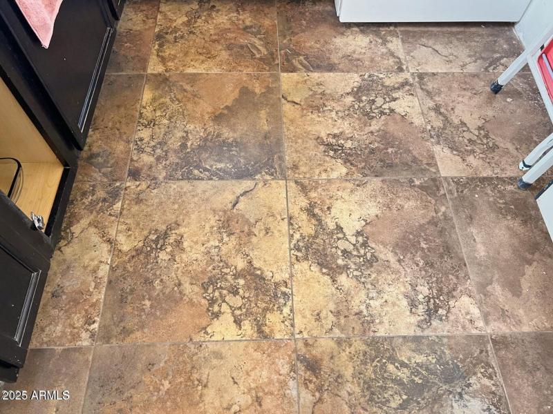 20250817174058211254000000-o