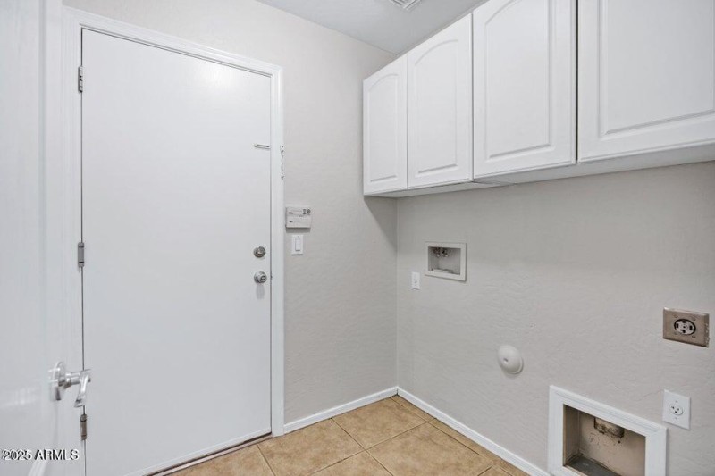 20250918232030878411000000-o