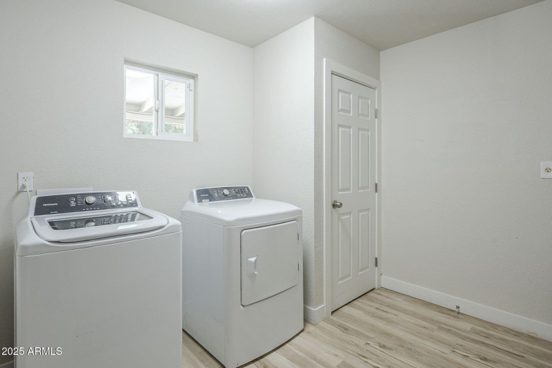 33-web-or-mls-Bluefield-33