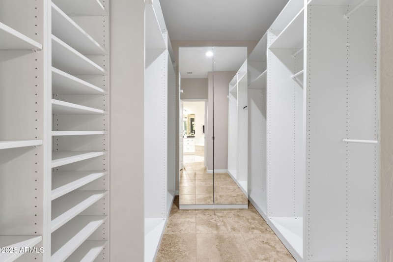 Walk In Closet!