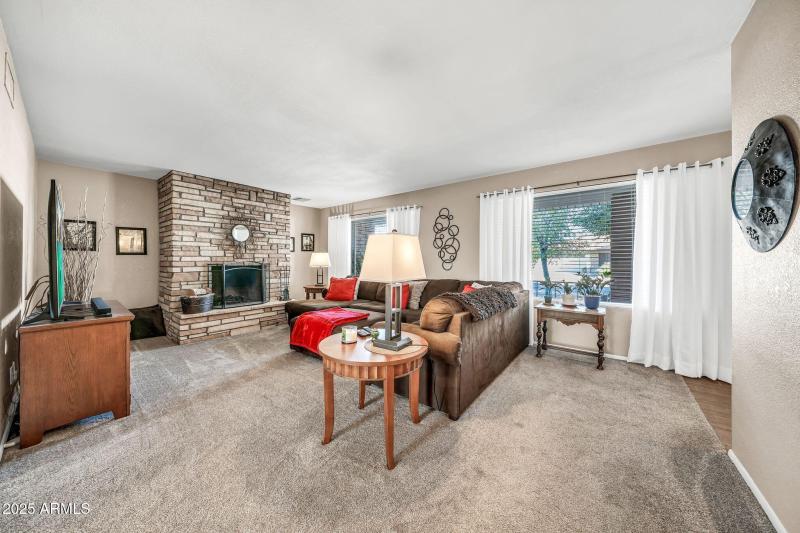 mls_9653 W Purdue Ave-13