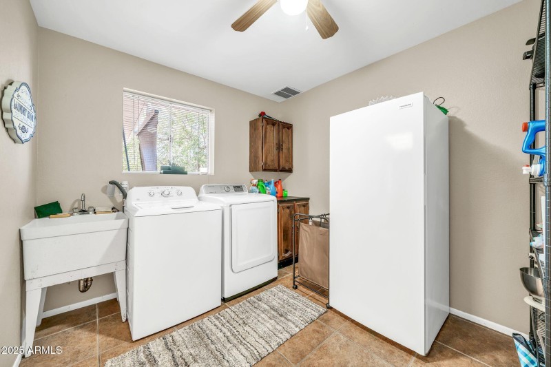 mls_9653 W Purdue Ave-23