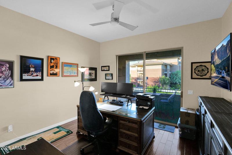 3rd bedroom w/ balcony