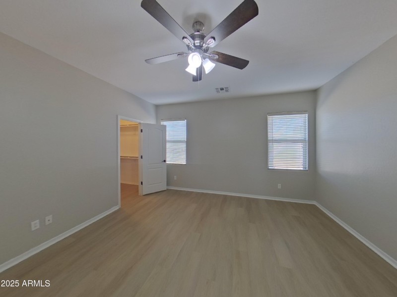 7_pc_YQZ67JCy12_FuQR9ftkBf_layout_1