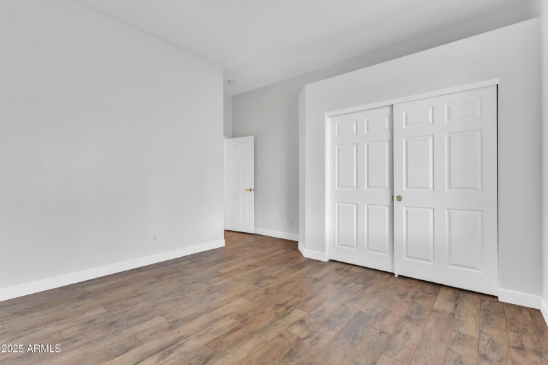 FRONT BR W/NEW FLOORING