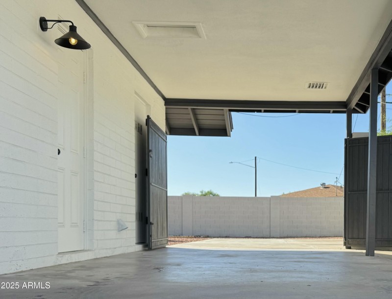 0C867DF9-73B6-4D0F-ABB0-90291769B008_1_2