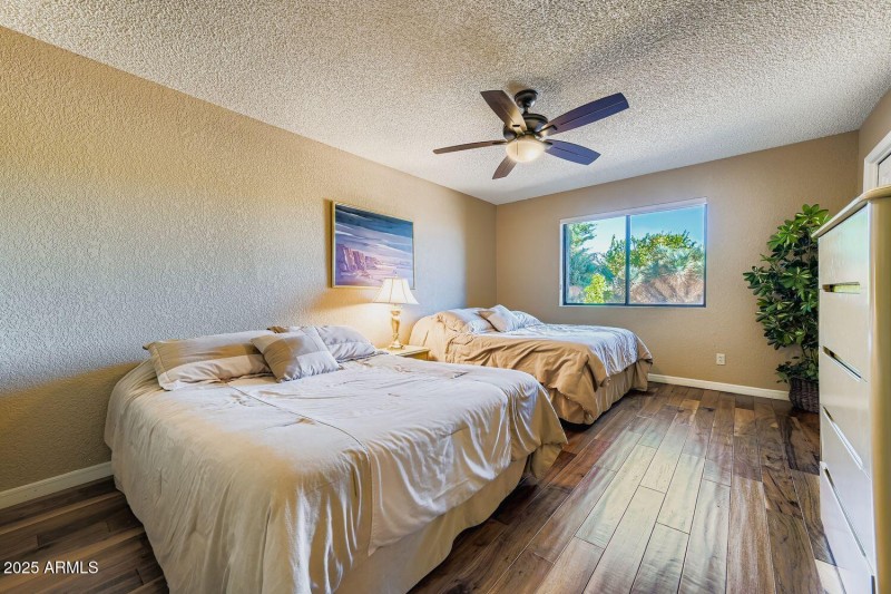 Large Guest Bedroom 1