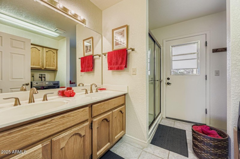 Pool Bath w Shower & Laundry Area