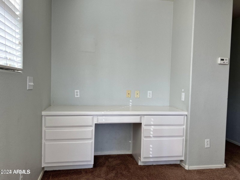 Built in desk (loft)