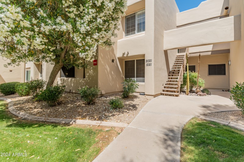 11333 N 92nd St Unit 1021-34 exterior