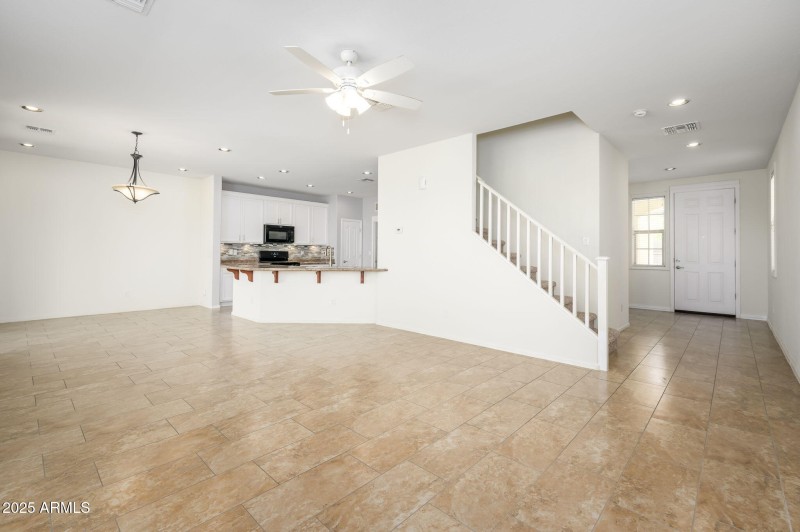 2-web-or-mls-Molly-10