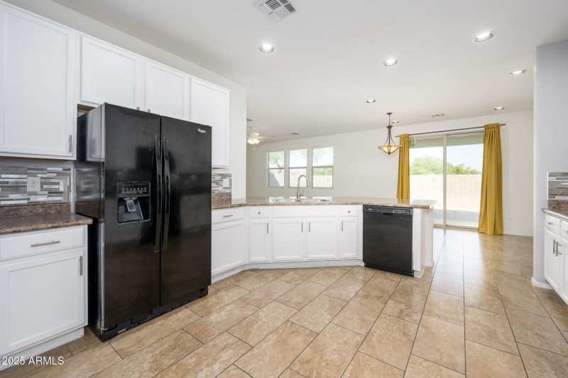 5-web-or-mls-Molly-13