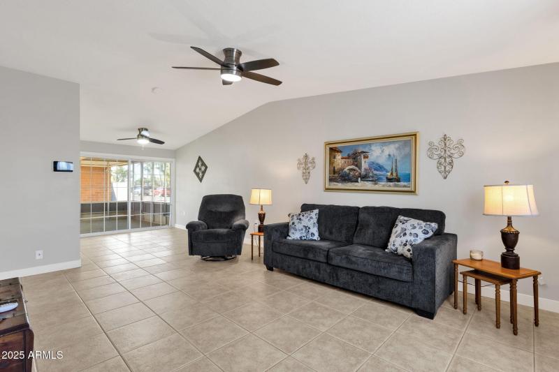 8-web-or-mls-345-w-montecito-ave