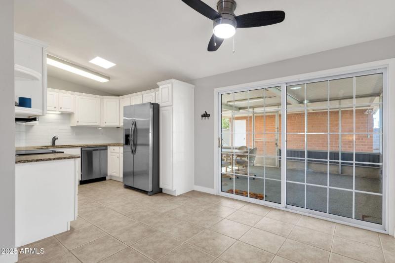 11-web-or-mls-345-w-montecito-ave