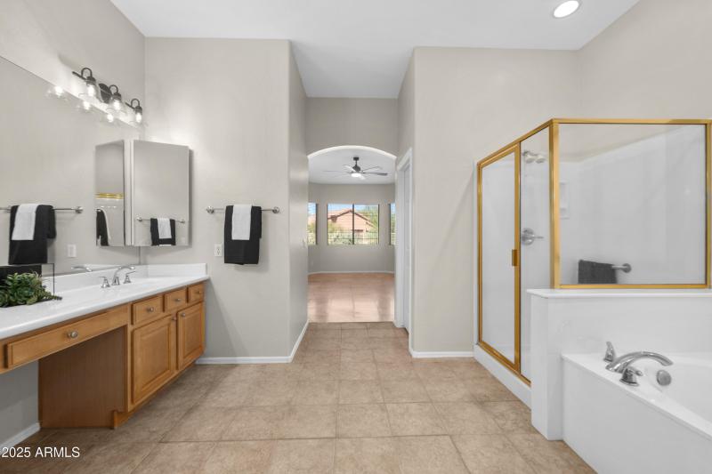 7080-E-Casa-Requena-Drive-26