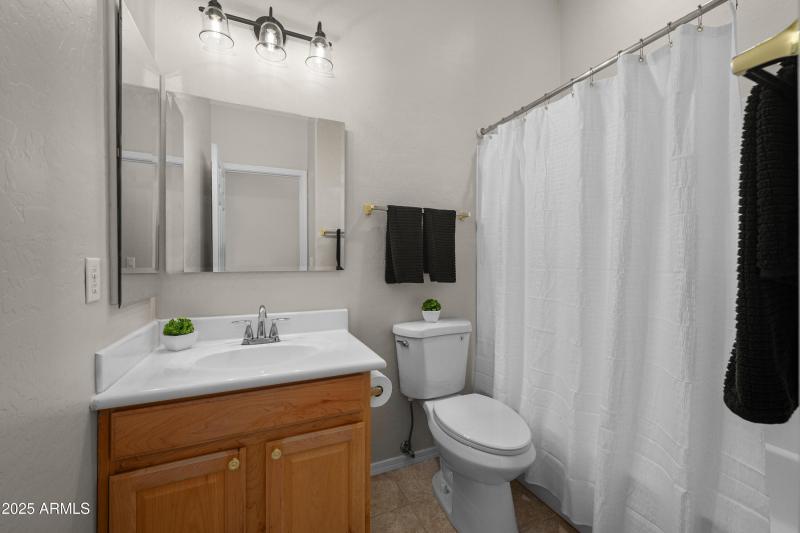 7080-E-Casa-Requena-Drive-31